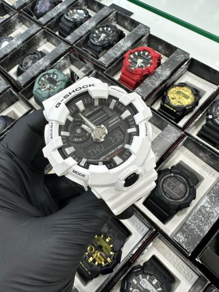G-SHOCK GA-700-7A